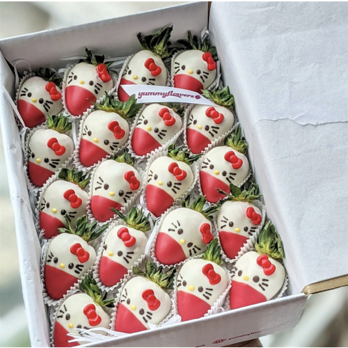 20pcs HELLO KITTY Chocolate Strawberries Gift Box